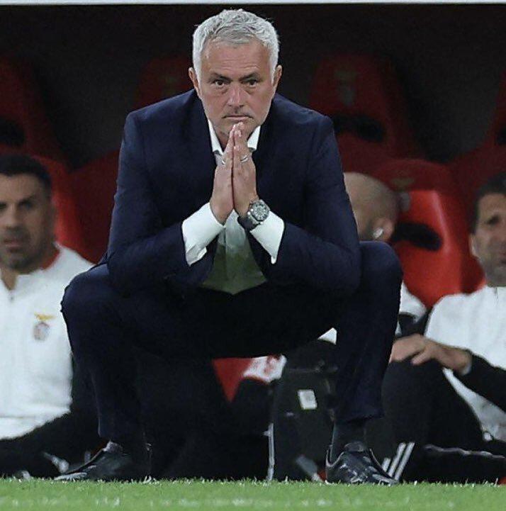 随着利物浦3-0+巴萨4-2!欧冠最新积分榜:切尔西晋级,穆帅出局