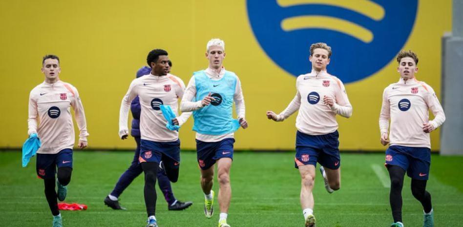 世界杯官网-世体：费兰今日单独进行恢复训练，能否出战周末联赛存疑