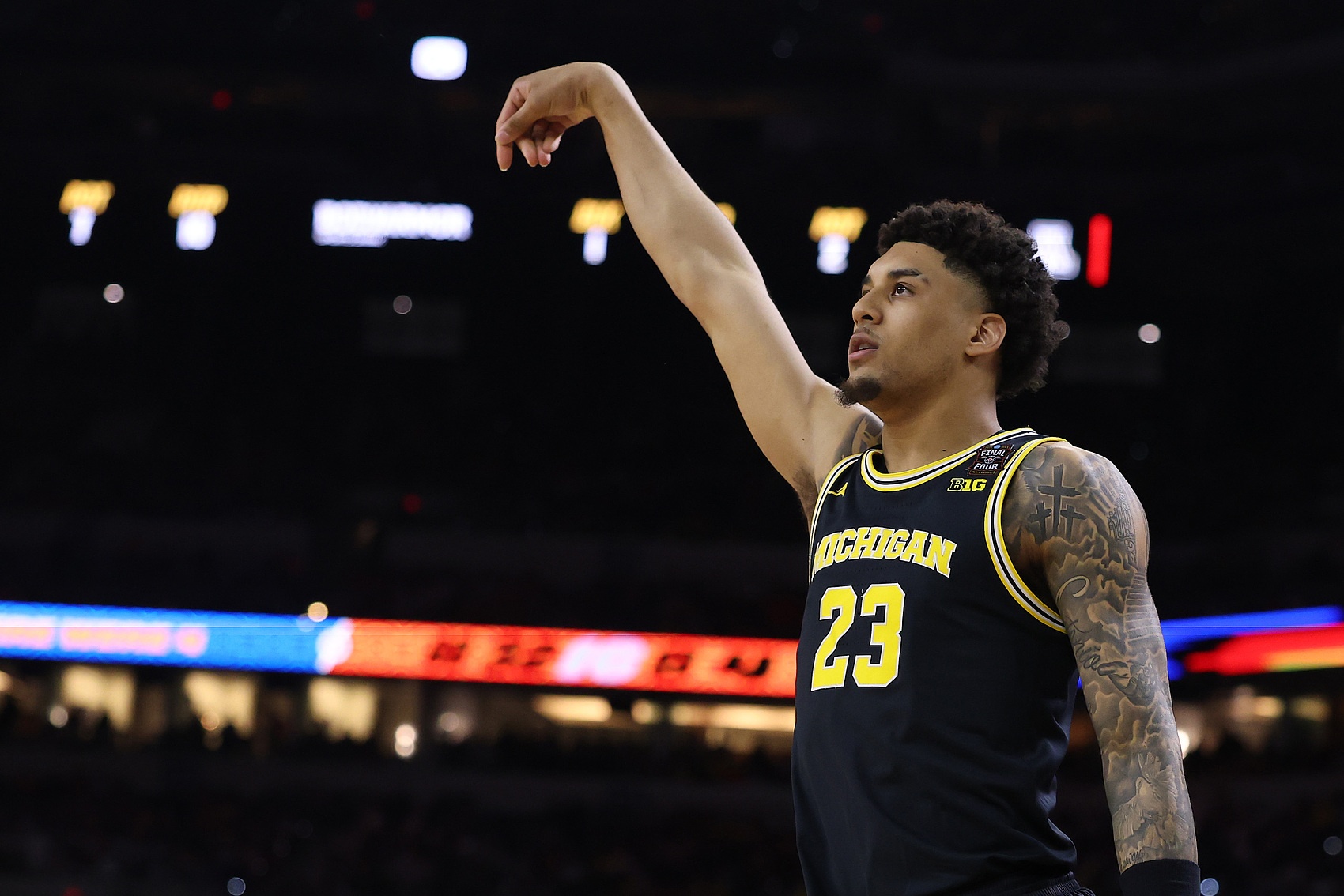 世界杯高清直播-带伤作战助队夺冠！热门秀伦德博格13中4&amp;罚球5中5 拿到13分